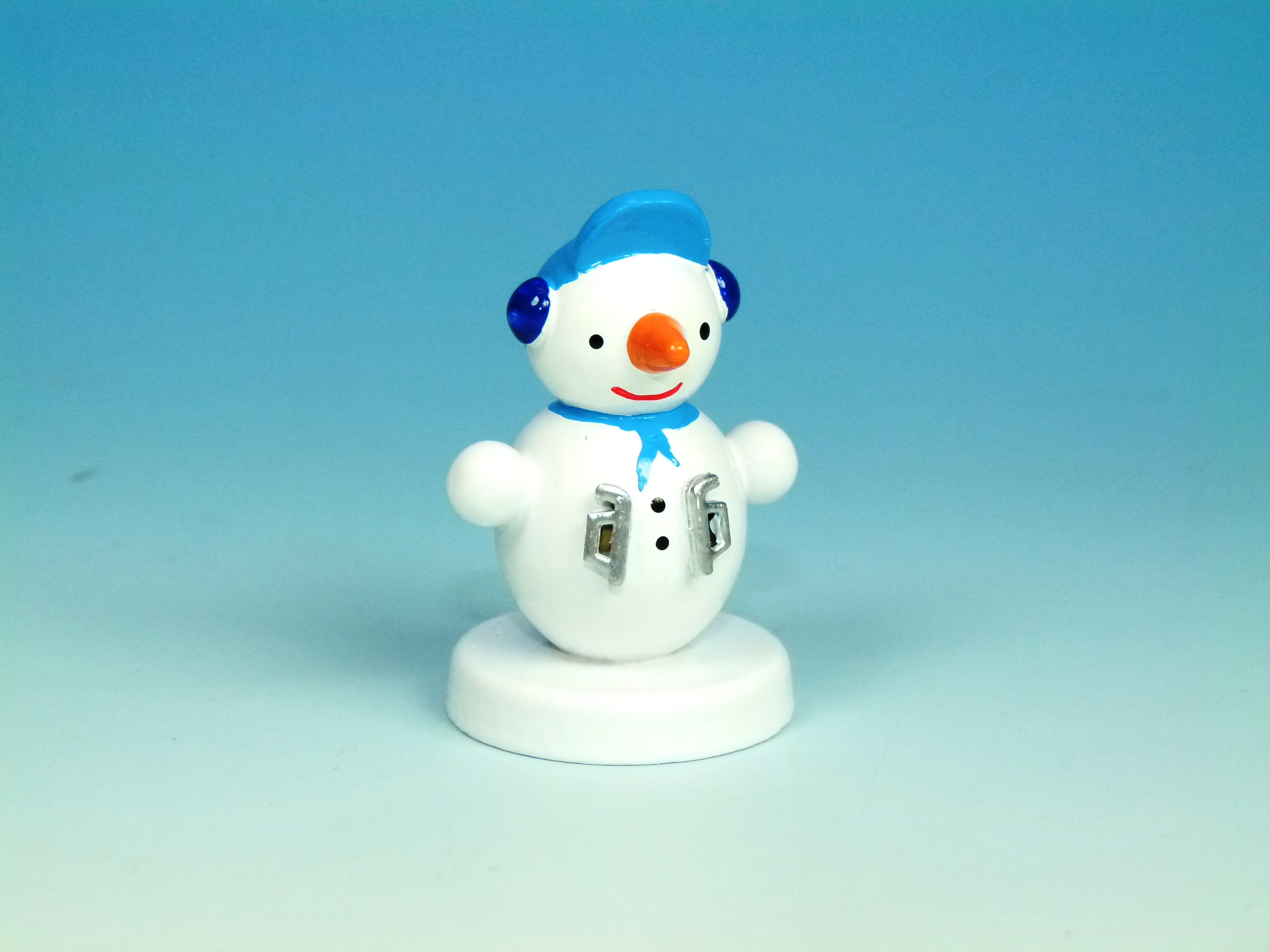 schneemannfigur-stehend-mit-schlittschuh-10-ullrich-kunsthandwerk-paul-ullrich-volkskunstbestehen