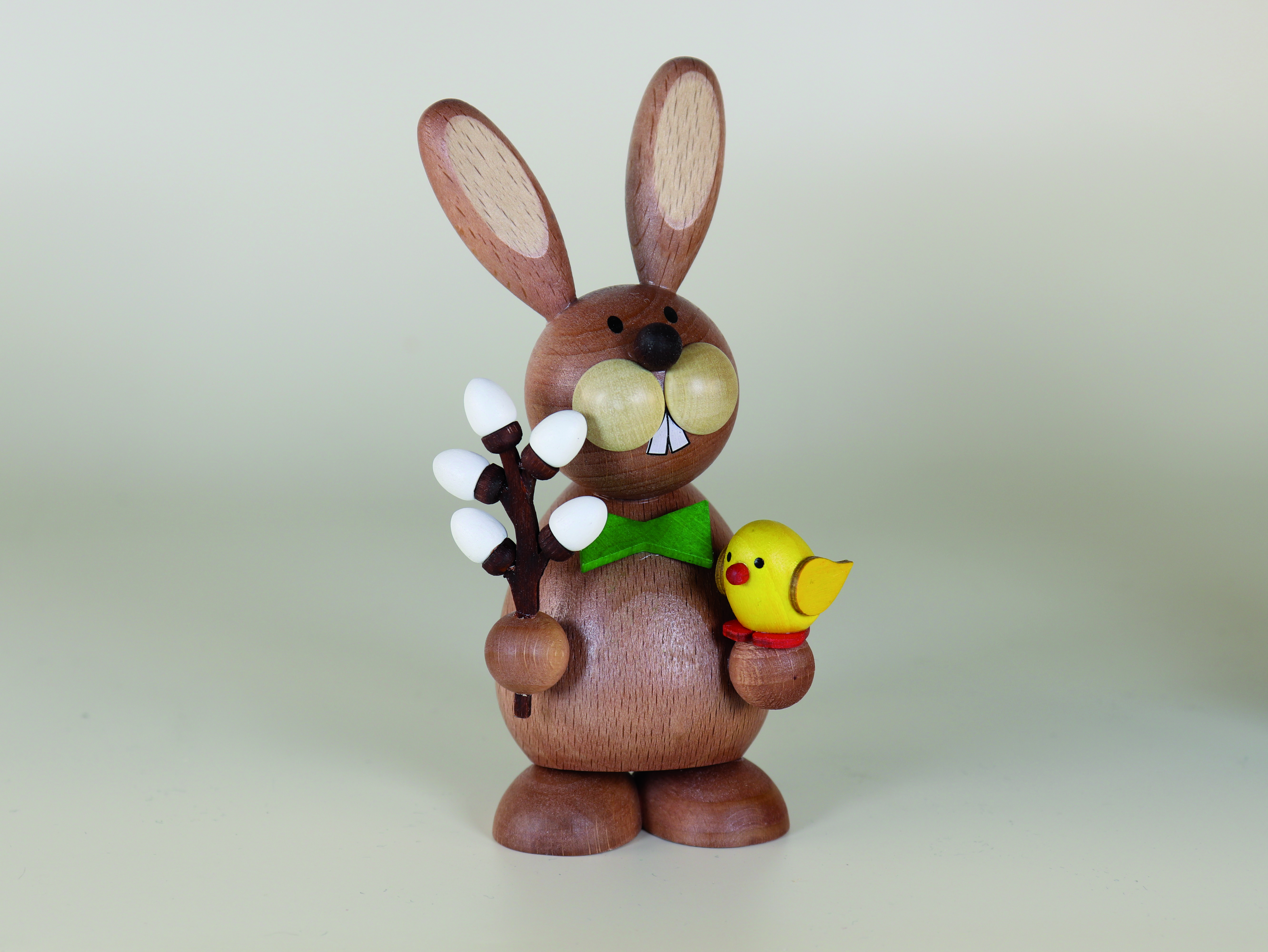 osterhase-stehend-mit-weidenkaetzchen-und-kueken-120-cm-gro?-10-ullrich-kunsthandwerk-paul-ullrich-volkskunstbestehen