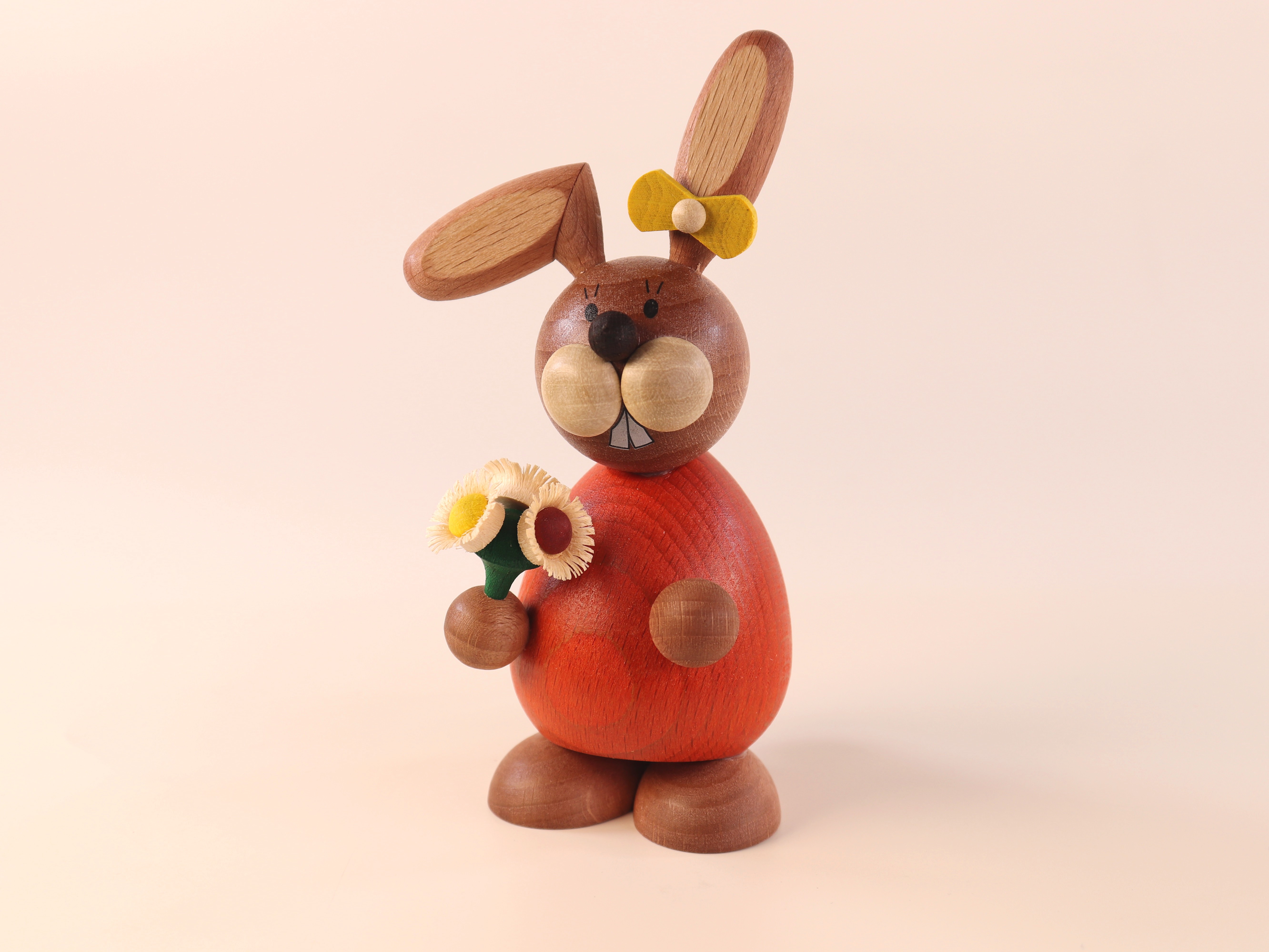 Tischdeko Osterhasen-Frau stehend mit Blumenstrauß kaufen
