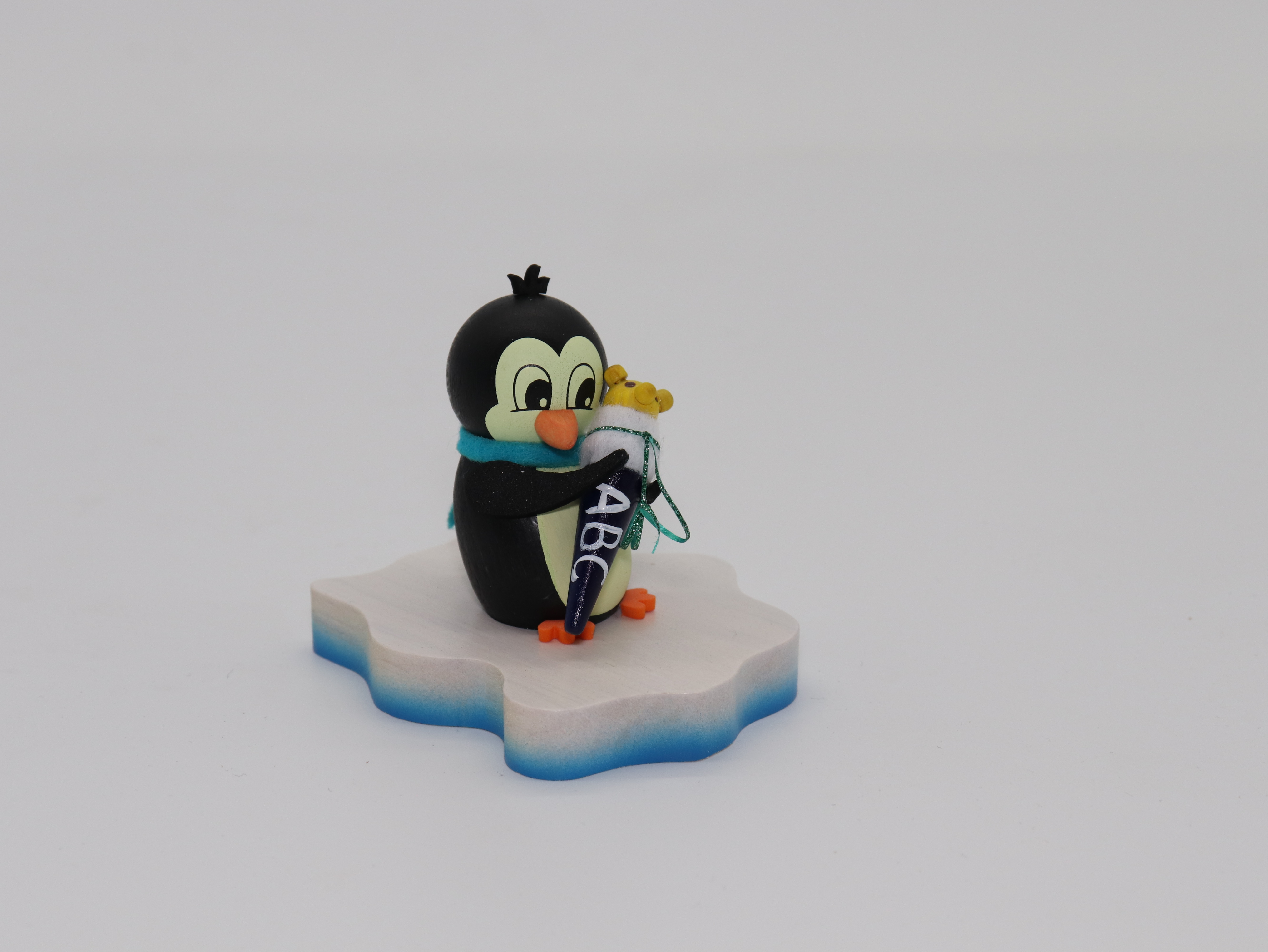 pinguin-auf-eisscholle-schulanfaenger-20-ullrich-kunsthandwerk-paul-ullrich-volkskunstbestehen