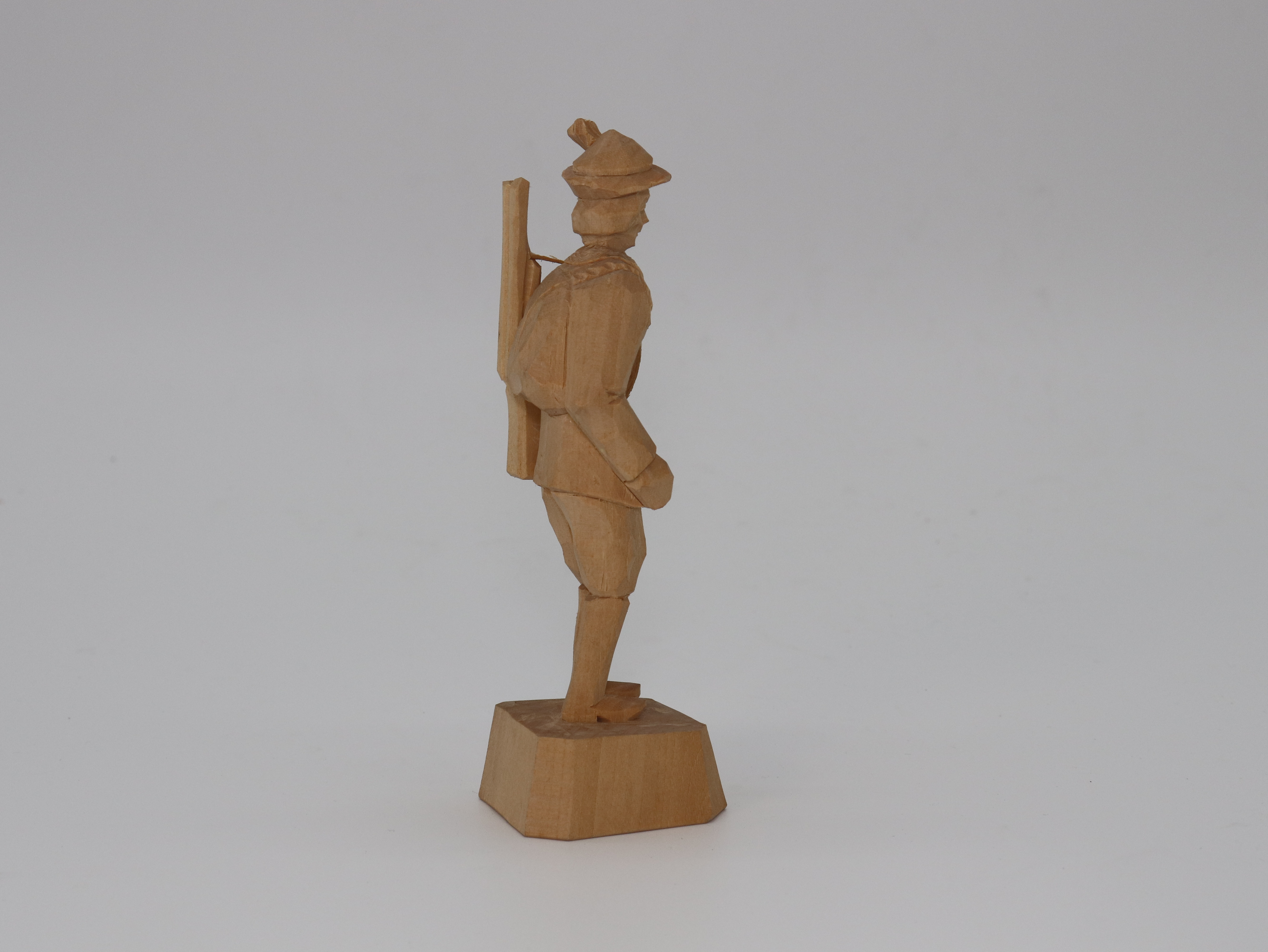 waldfiguren-geschnitzt-11-cm-gro?-4er-set-90-ullrich-kunsthandwerk-paul-ullrich-volkskunstbestehen