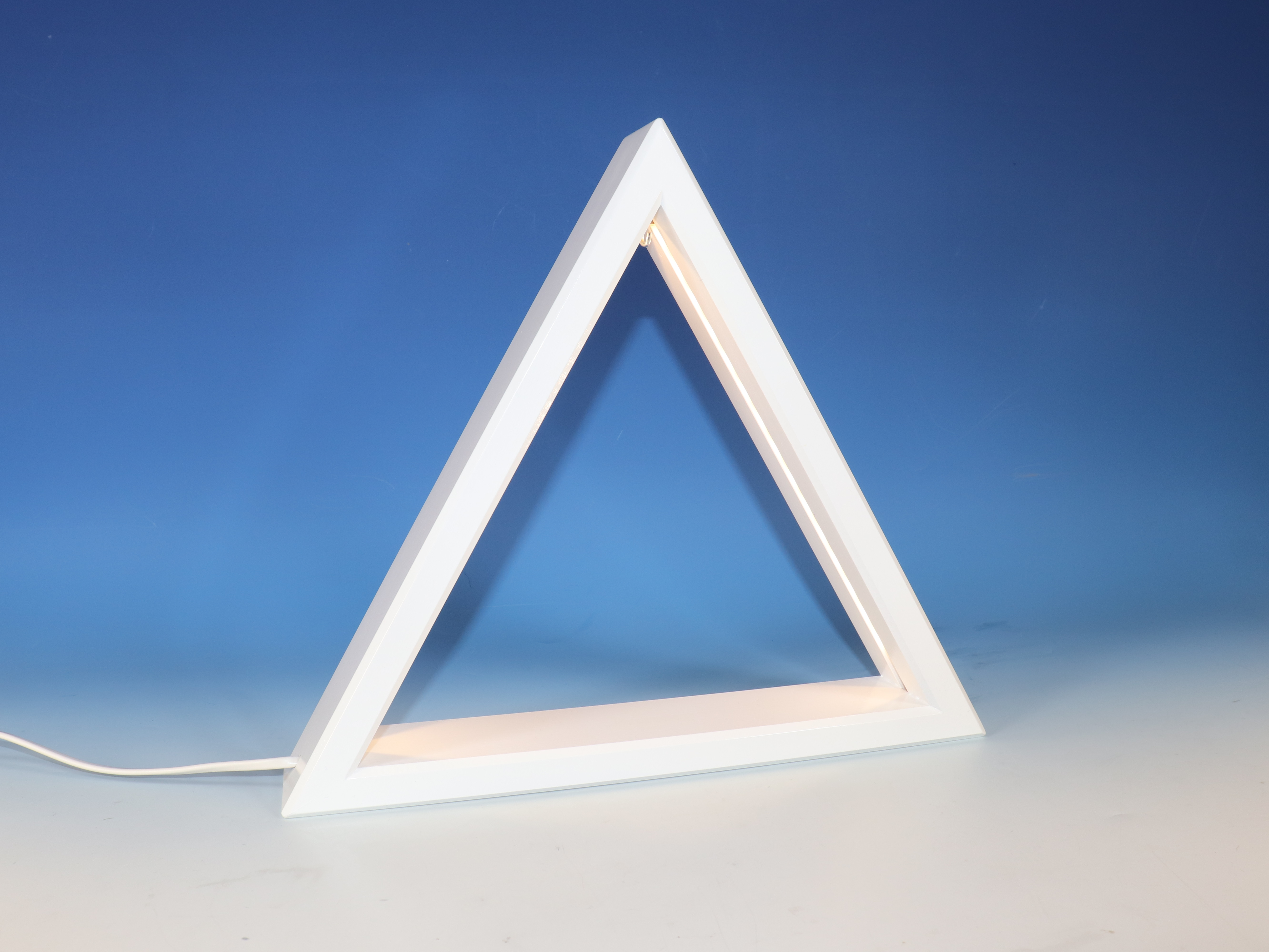 Weihnachts-Fensterdeko "LED-Dreieck" weiß, 35 cm zum selbst dekorieren