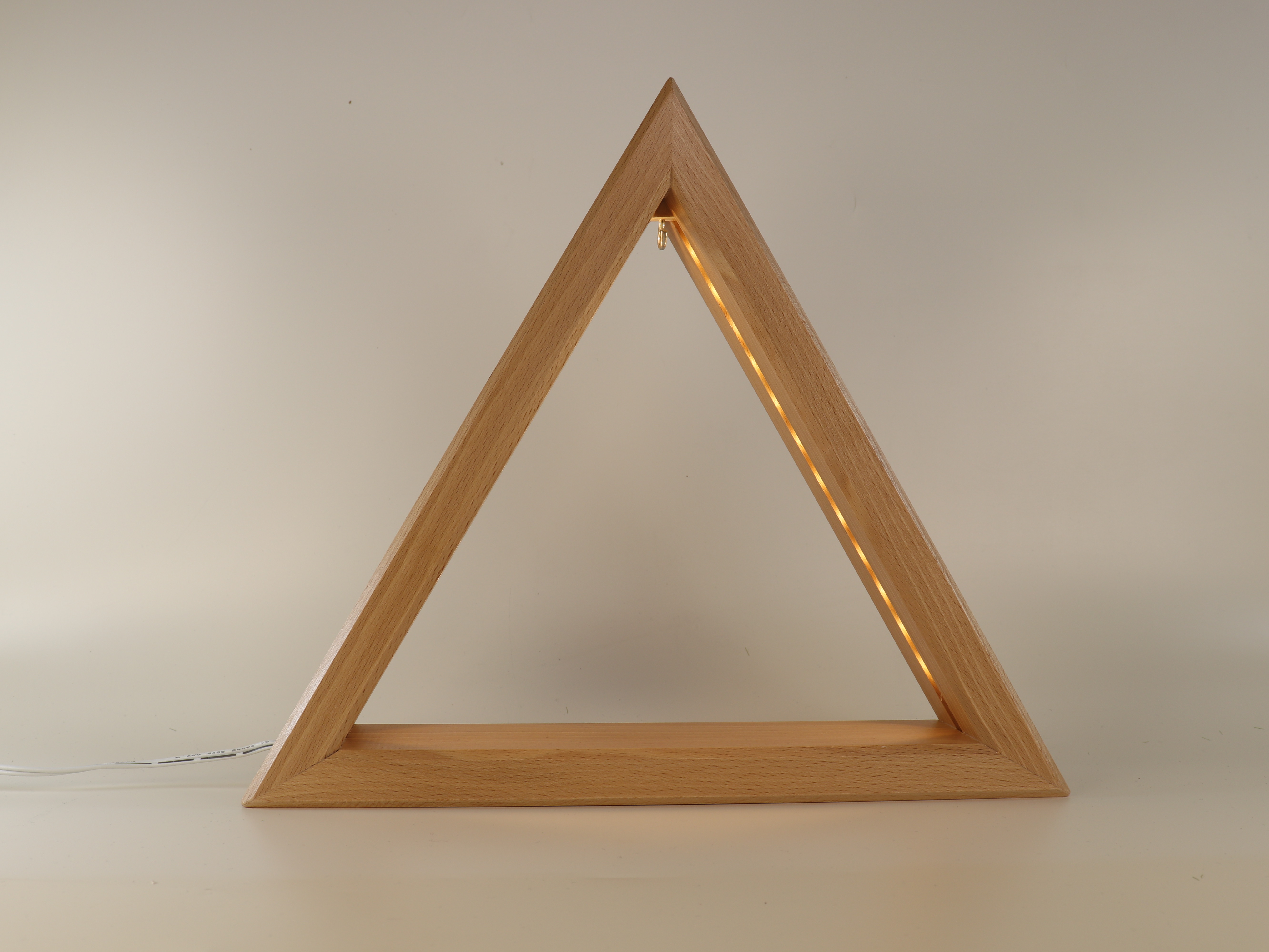 LED-Dreieck Holzoptik 30 cm zum selbst Dekorieren