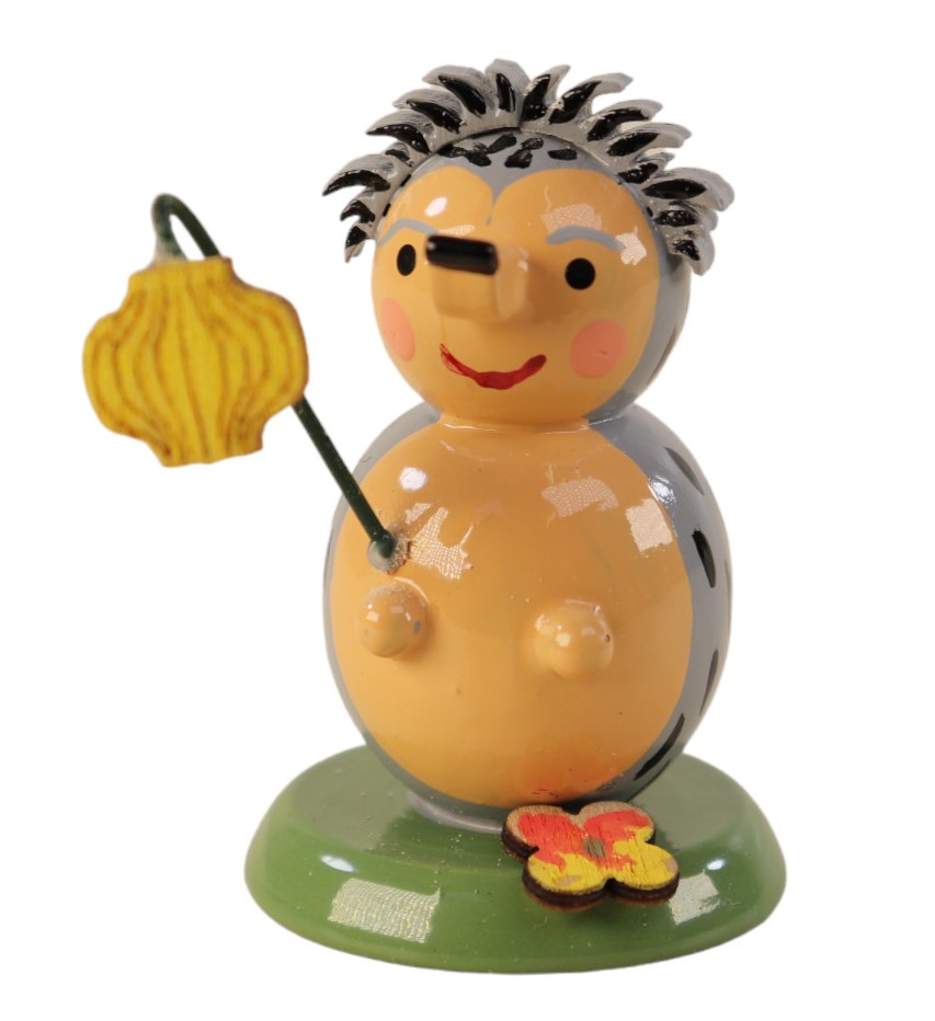 Unsere Holzfigur "Igel mit Laterne" zum Hinstellen entdecken! Figur aus Holz zum Hinstellen.