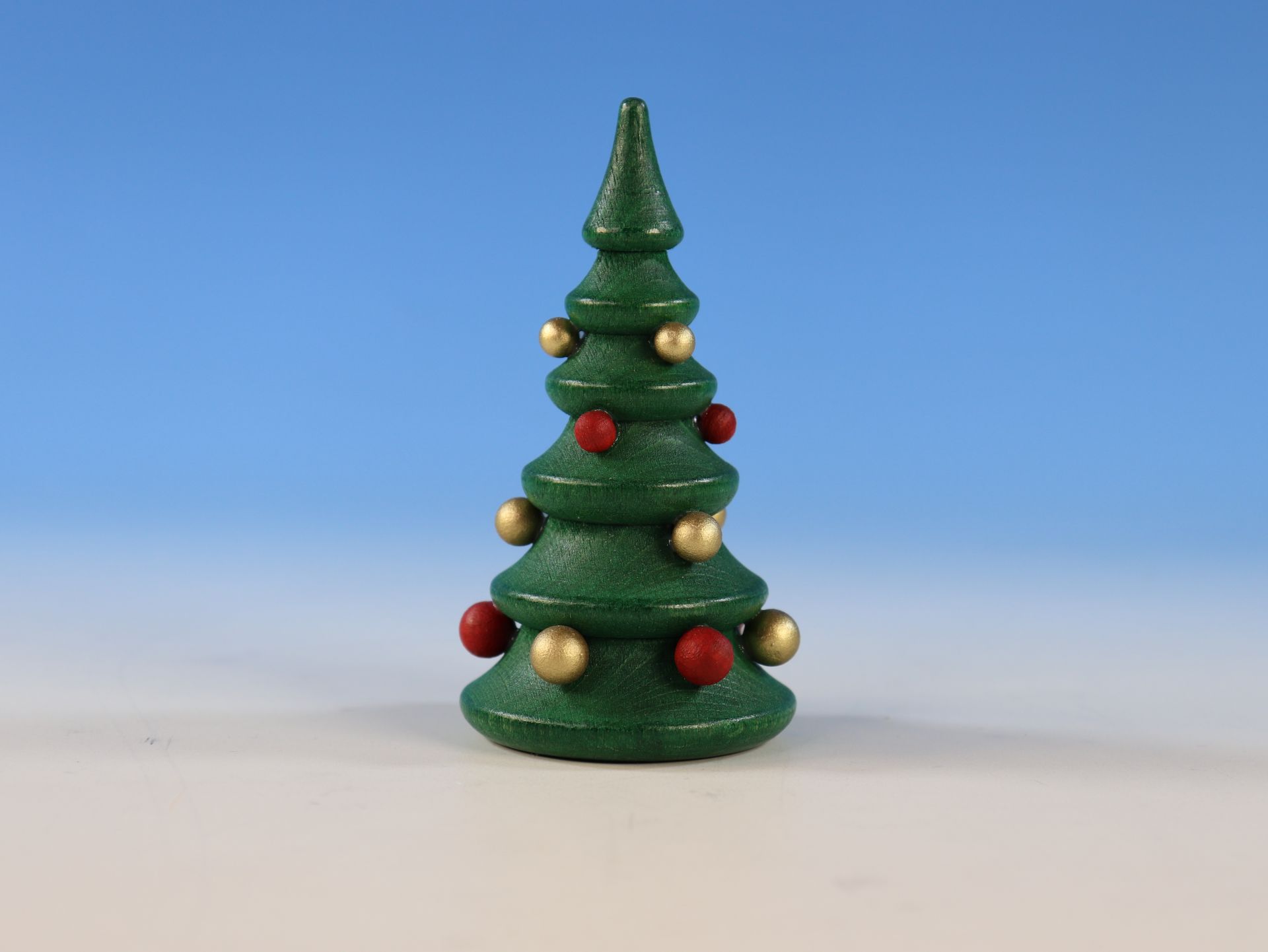 Baum mit Kugeln rot/gold 8cm